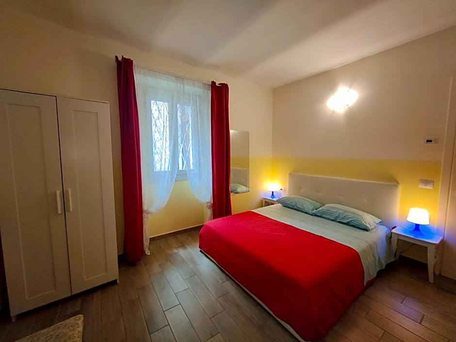 Foto 1 von 6 von Double Room with Private Bathroom