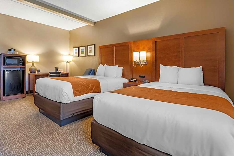 Comfort Suites Bethlehem Near Lehigh University and LVI Airport