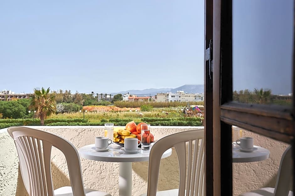 Mila Malia Studios Hotel