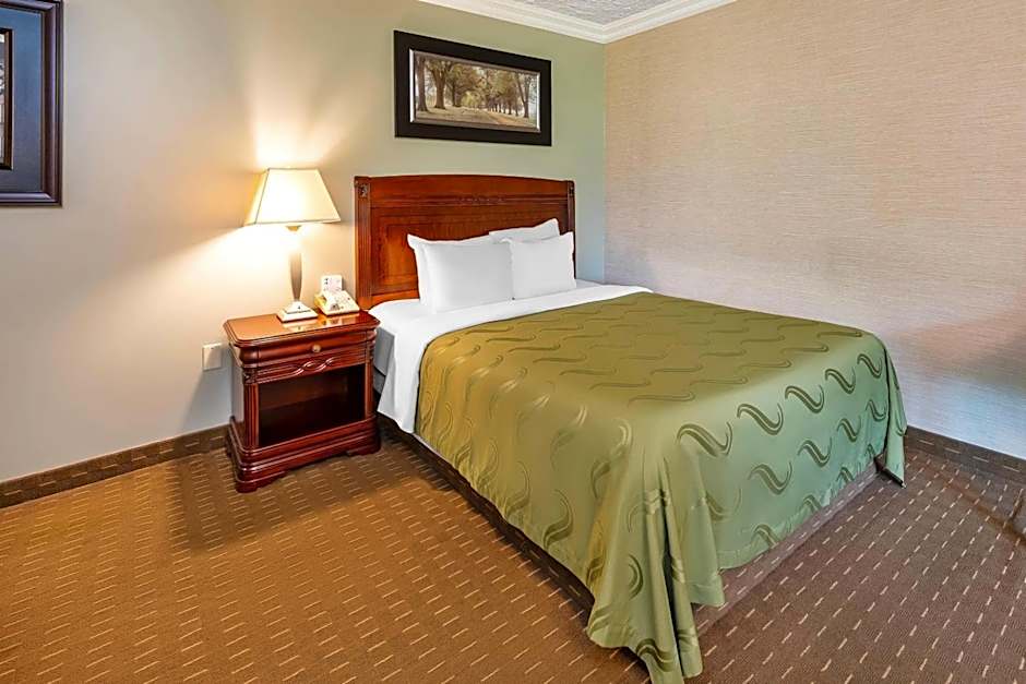 Rodeway Inn Festival	