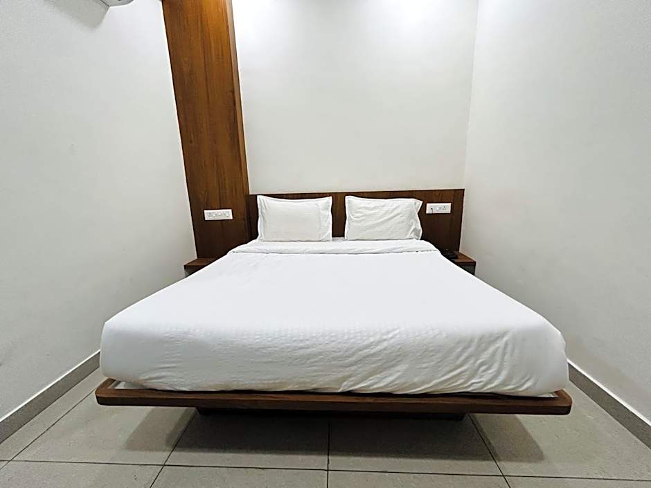 Collection O KANHA INN