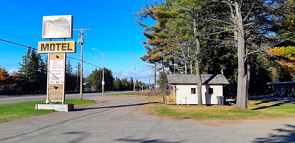 Pine Grove Motel
