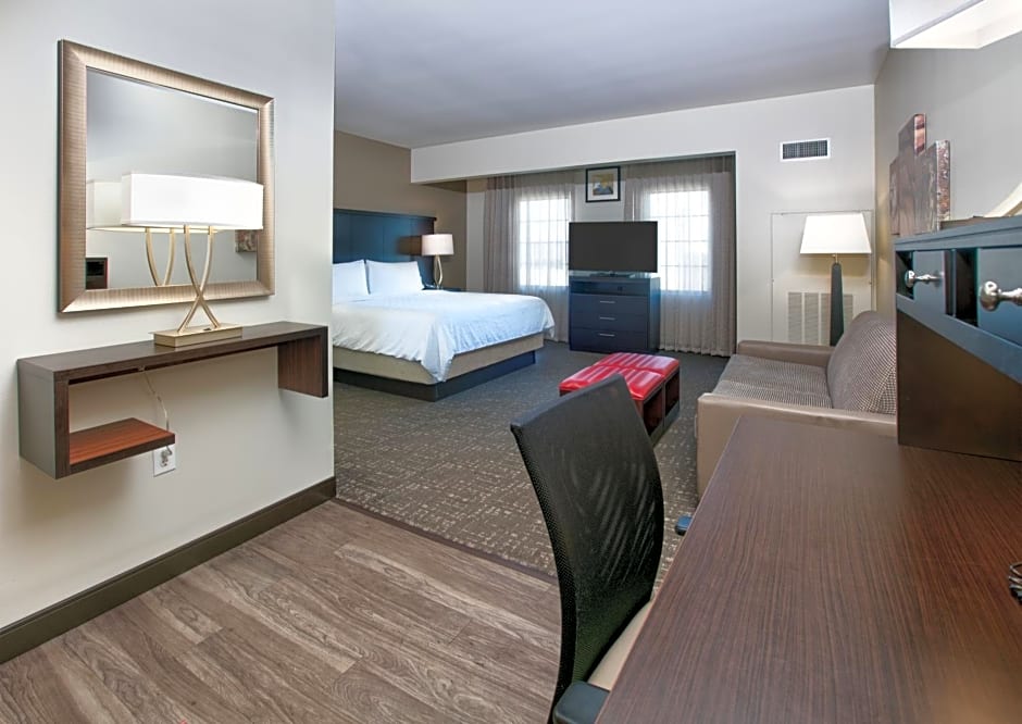 Staybridge Suites Plano