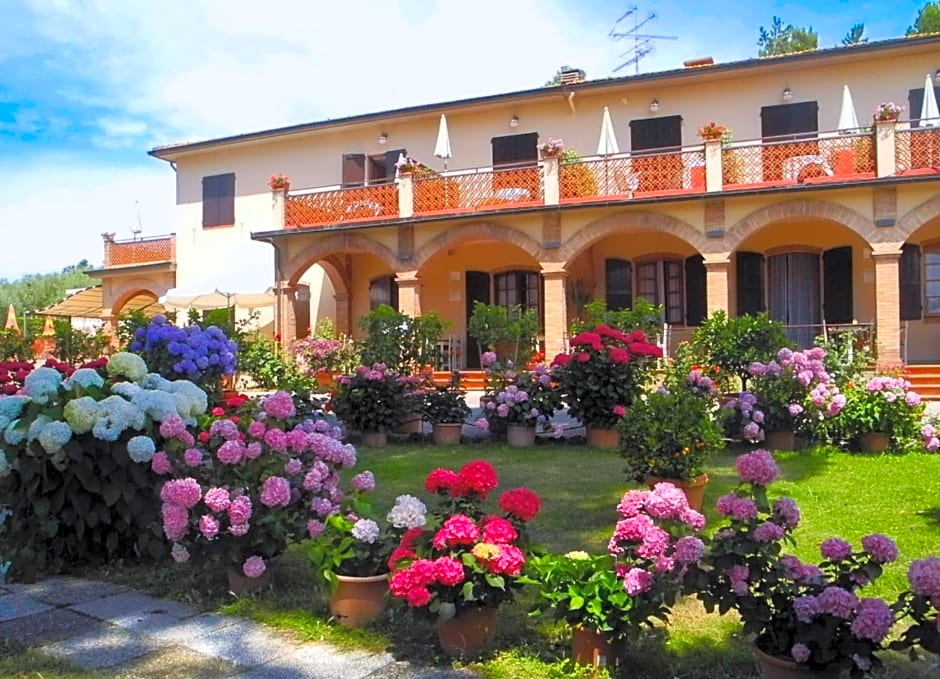 Hotel Le Renaie