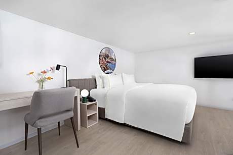 Premier Studio Duplex Queen