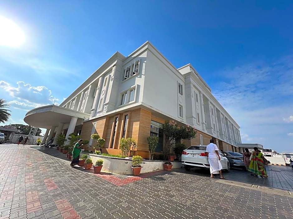 Hotel Ganpat Grand Palani