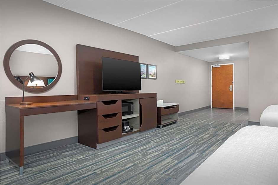 Hampton Inn By Hilton & Suites Atl-Six Flags