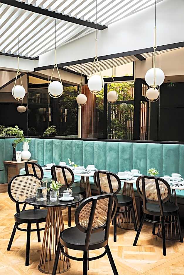 Holiday Inn Paris Palais de lElysee, an IHG Hotel By IHG