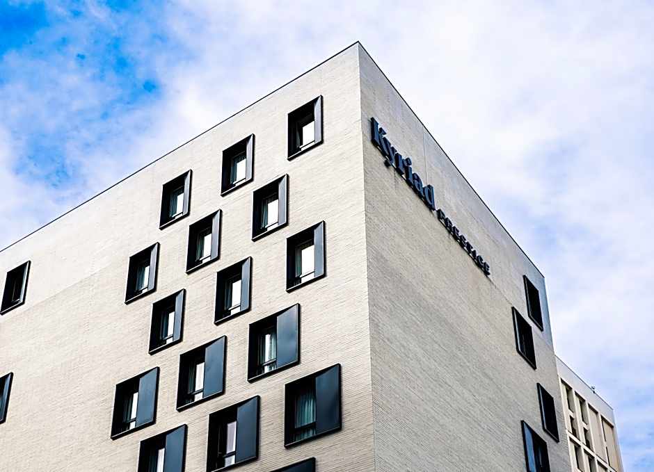 Hôtel Kyriad Prestige Paris Asnieres