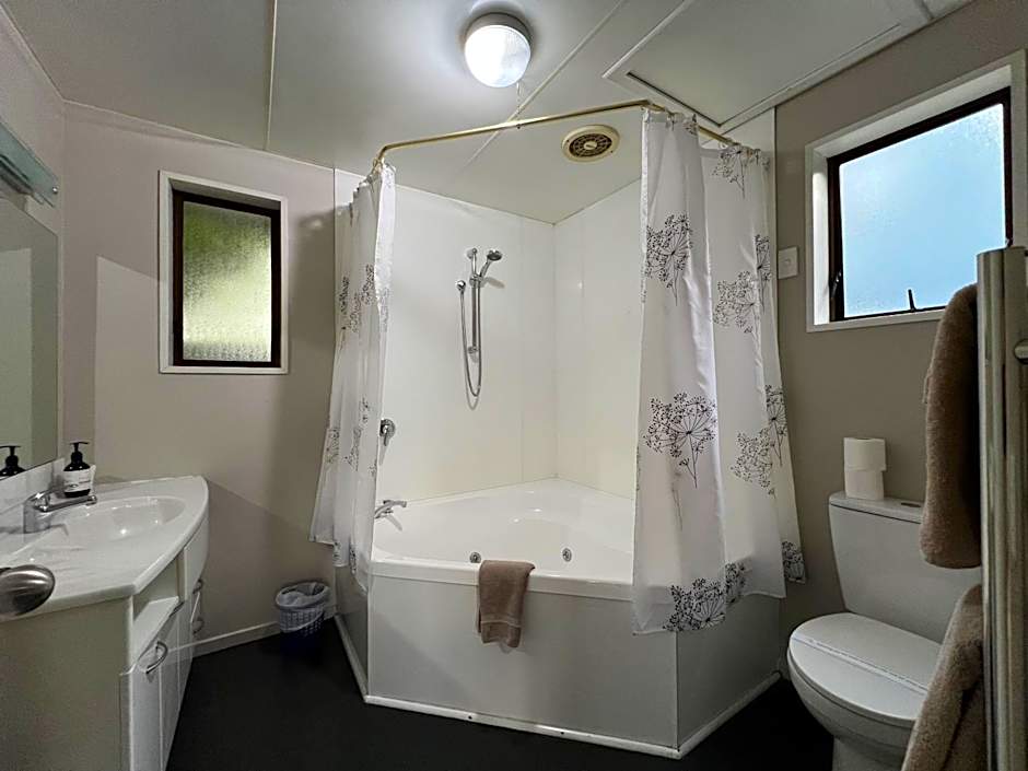 Strathern Motor Lodge