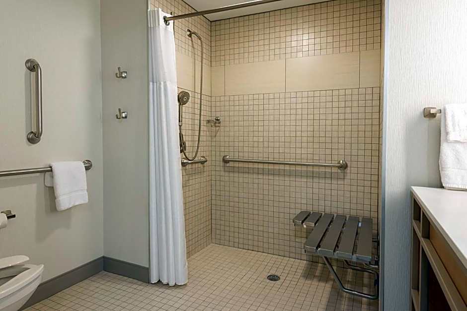 Hilton Garden Inn Grand Rapids East