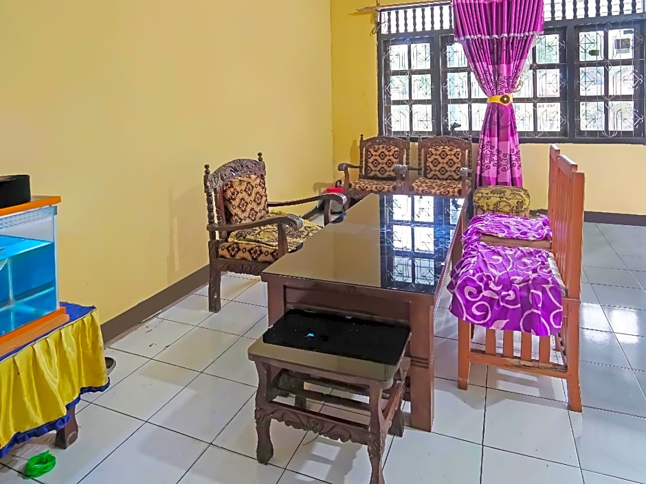 Hotel O Arfan HouseNearDanau Ranau