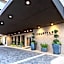 Courtyard by Marriott Atlanta Alpharetta/Avalon Area