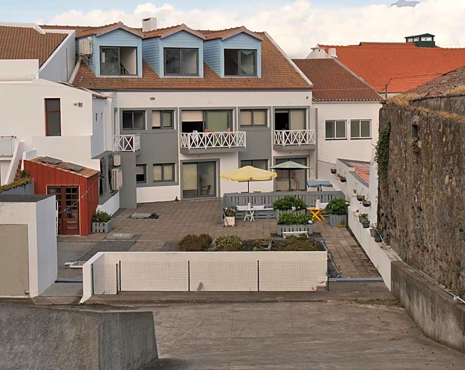 Faial Marina Apartments 1