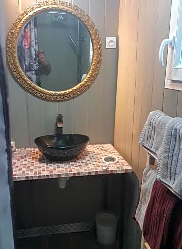 Au ' Bord des Landes '