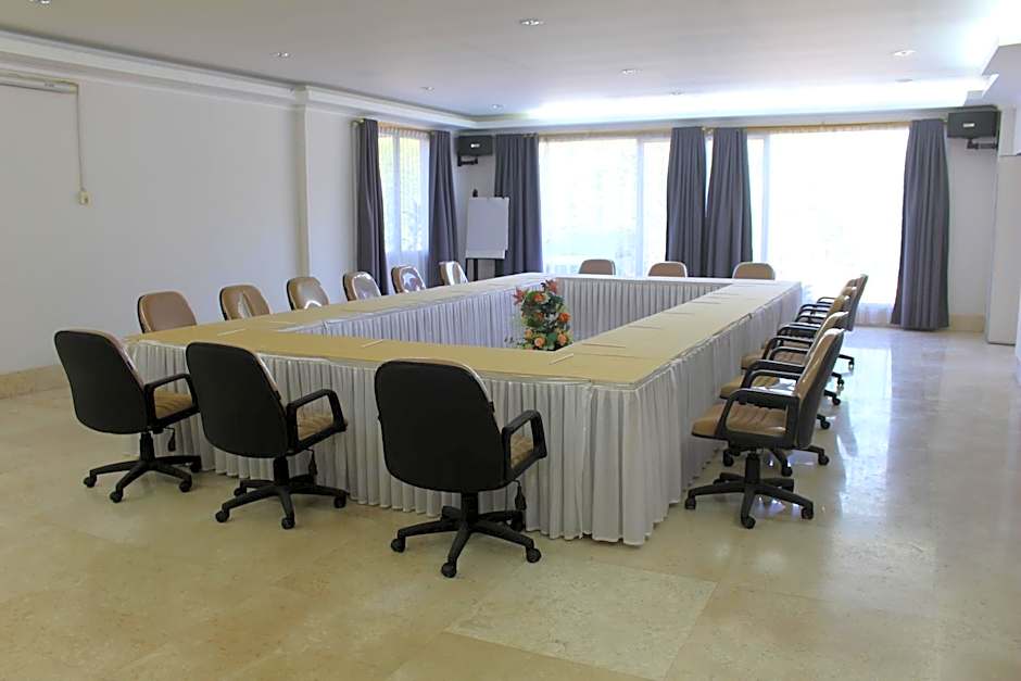 HOTEL & WISMA BINTANG JADAYAT