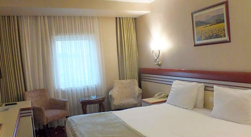 Akar International Hotel