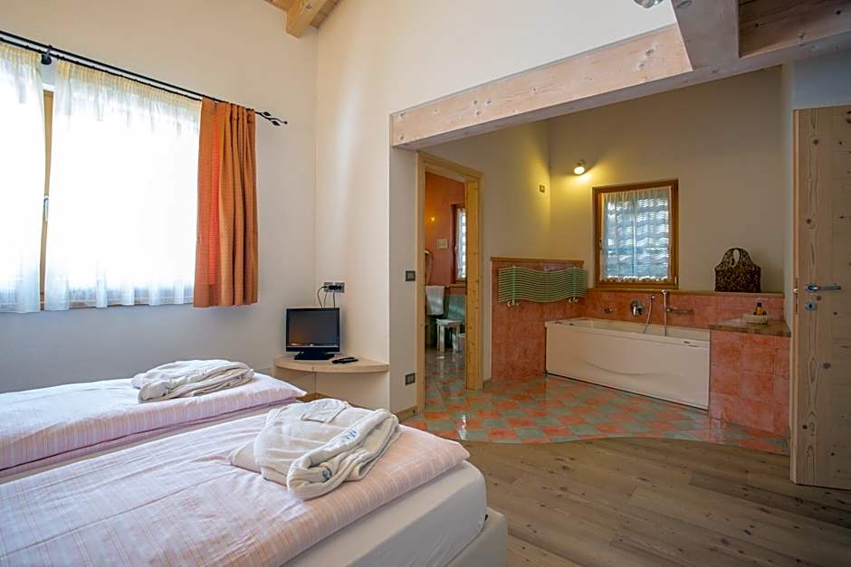 Castelir Suite Hotel