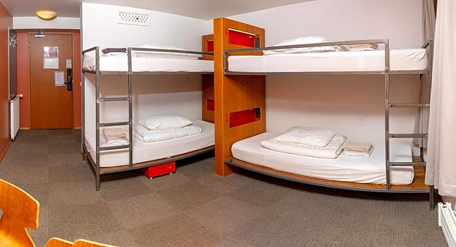 Loft - HI Eco Hostel