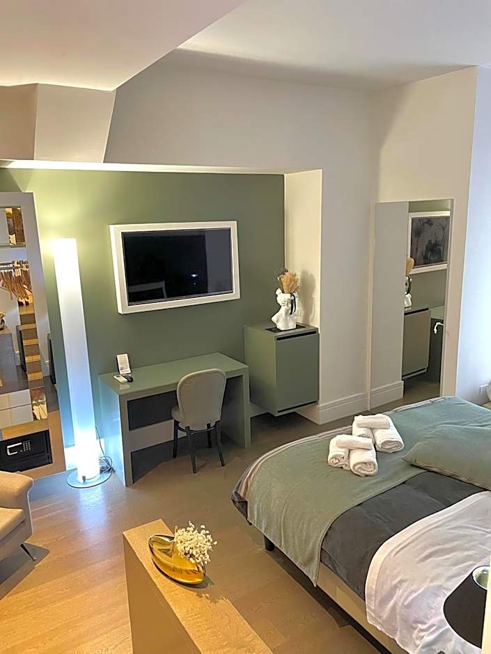 Athena Luxury Rooms