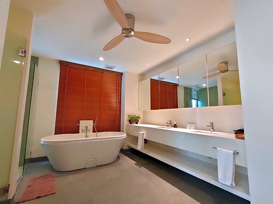 Pranaluxe Pool Villa