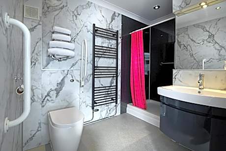 Double Room with Private Bathroom