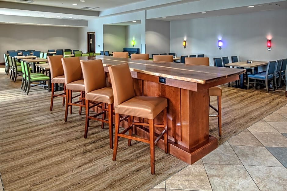 Holiday Inn Rocky Mount I-95 @ US 64 By IHG