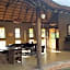 Zebula Golf and Wildlife Estate - Giraffe Plains Pax 4 - Moi Signature Luxury villa
