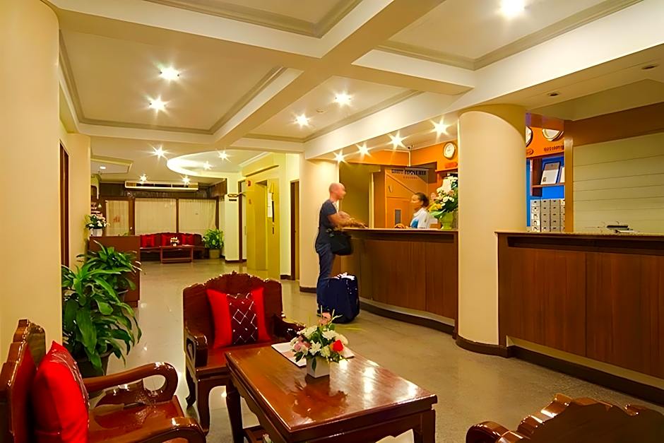 Eastiny Inn Hotel