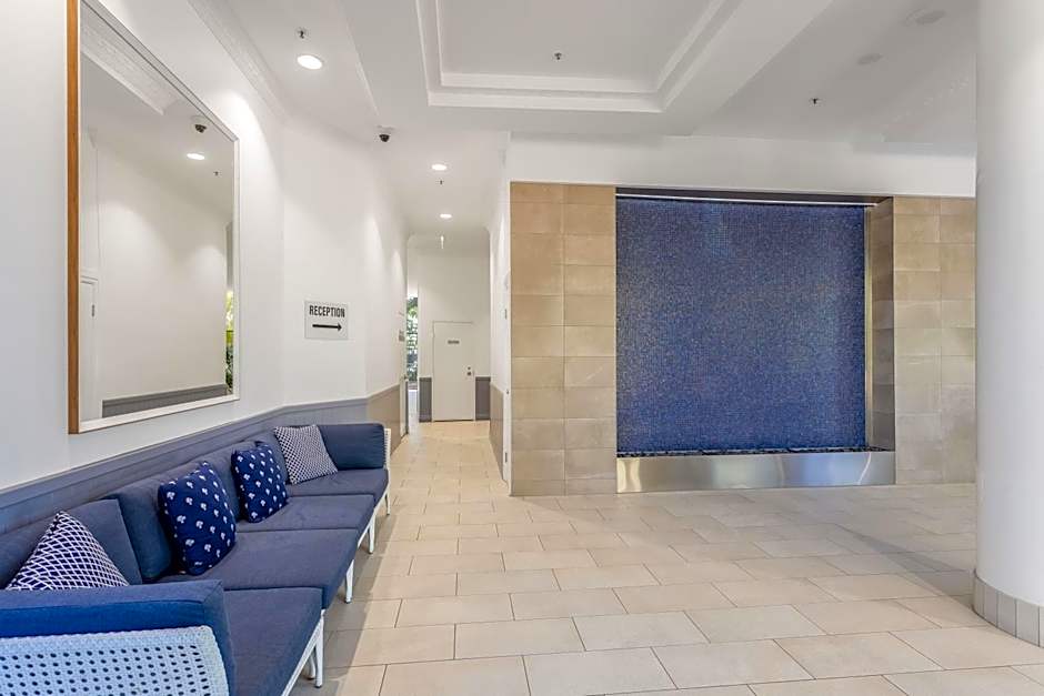 The Meriton Apartments on Main Beach