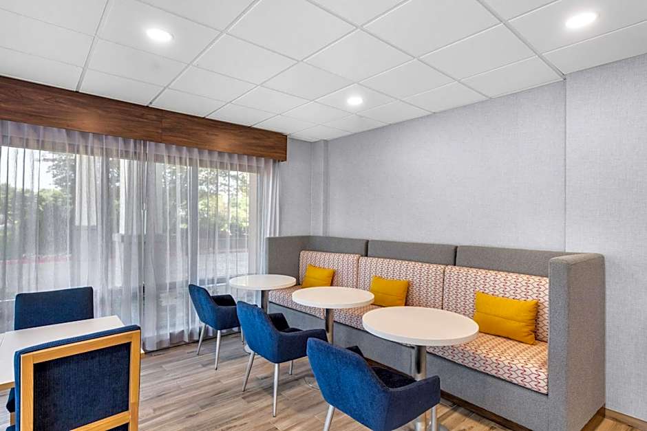 Hampton Inn By Hilton Knoxville-Airport