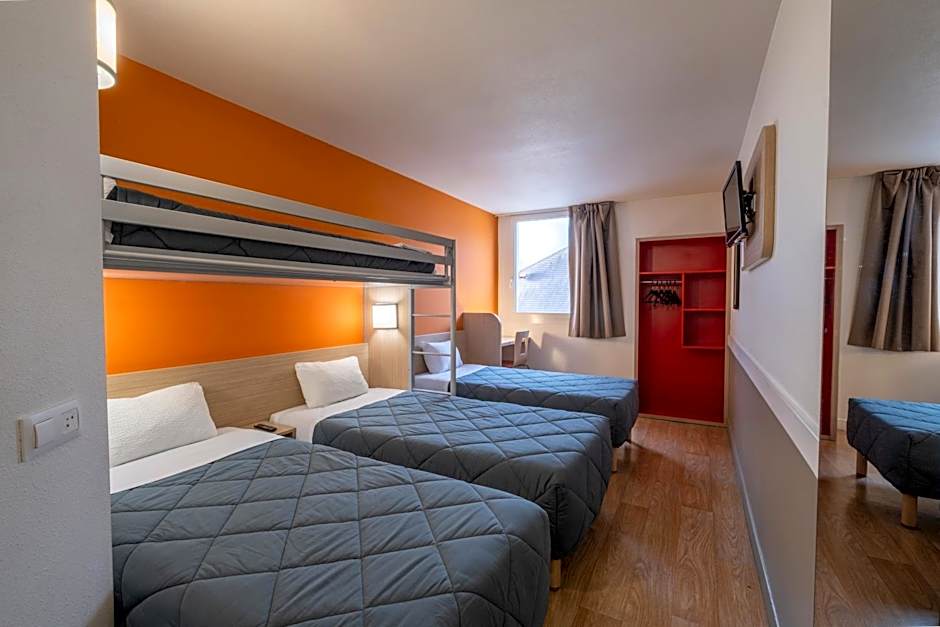 Première Classe Roissy - Aéroport CDG - Le Mesnil-Amelot