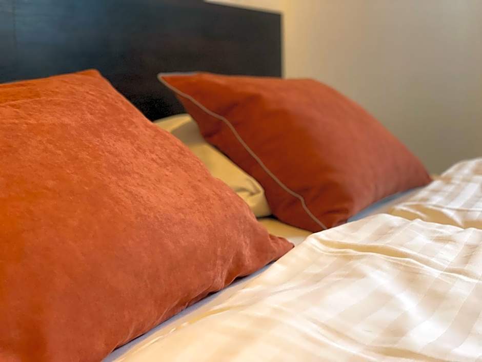 La Petite APARTMENTS & ROOMS