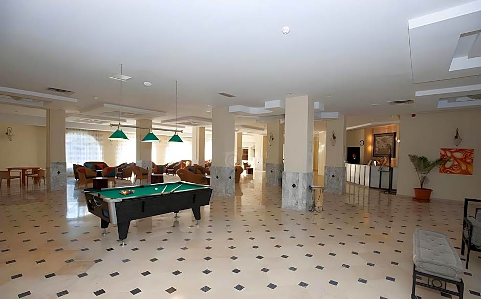 Sol Palmeras Beach - Family Hotel