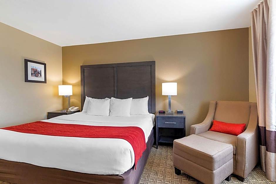 Comfort Inn & Suites Ponca City near Marland Mansion
