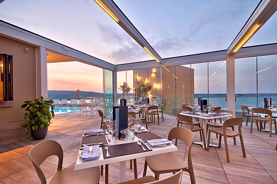 Luna Holiday Complex