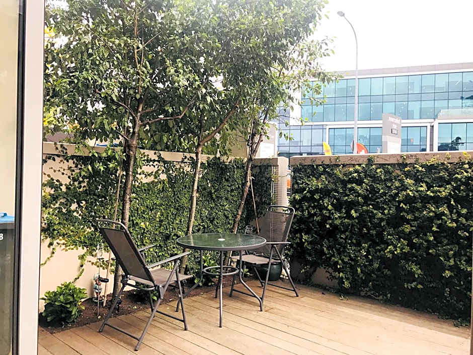 New Market Cozy Room