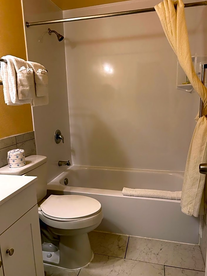 Marina Inn Des Moines / SeaTac