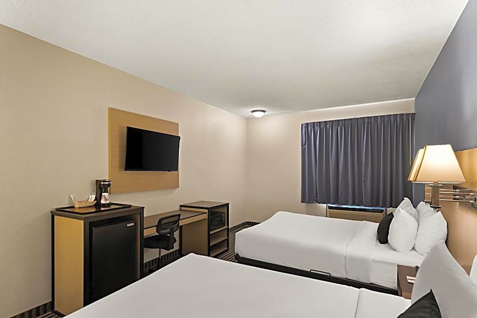 Red Lion Inn & Suites Gretna - Omaha SW