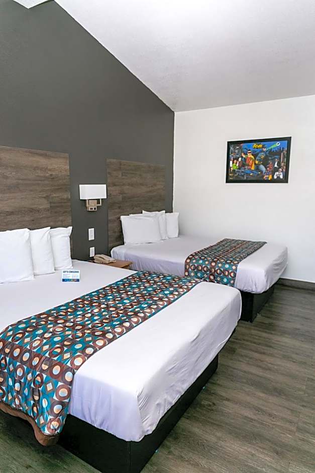 Anaheim Discovery Inn And Suites
