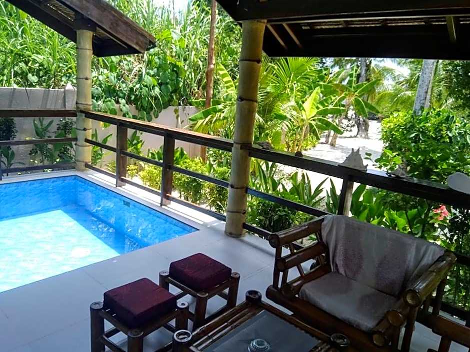 Sunset Bay Beach Villas