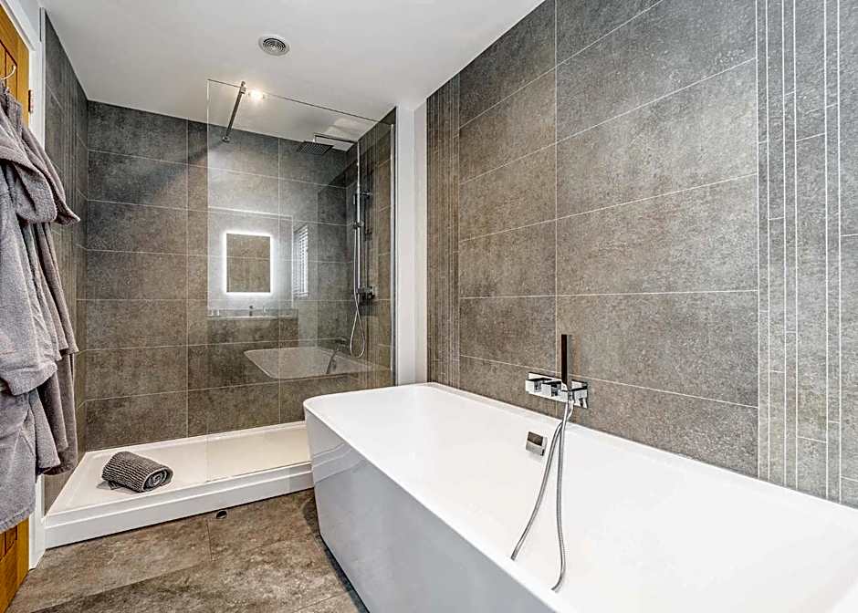 Woad Mill Lakeside Lodges