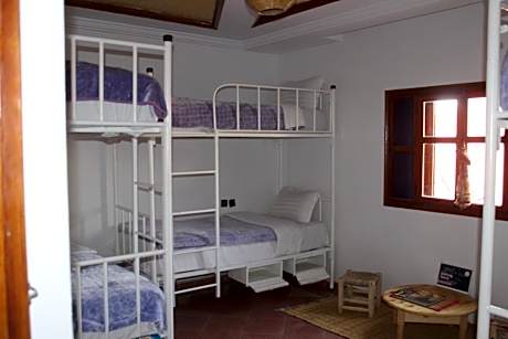 Bed in 6-Bed Mixed Dormitory Room