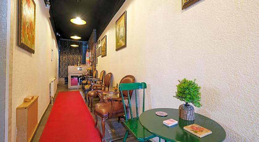 Loren Hotel & Suites