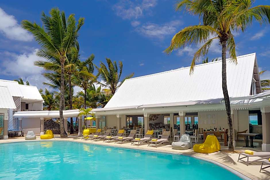 Tropical Attitude - Adults Only