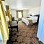 Court Plaza Inn & Suites of Mackinaw