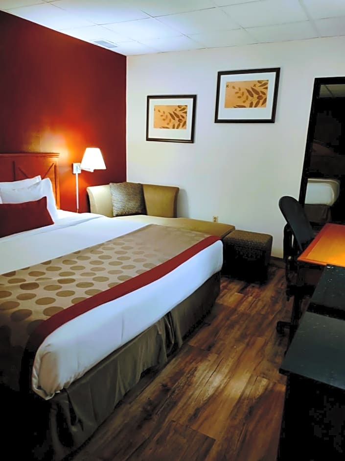 Albert Lea Inn and Suites