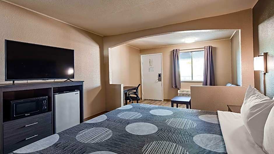 SureStay Hotel by Best Western Olathe