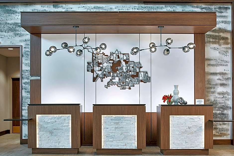 Renaissance Chicago Glenview Suites Hotel