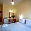 Lucia Hotel